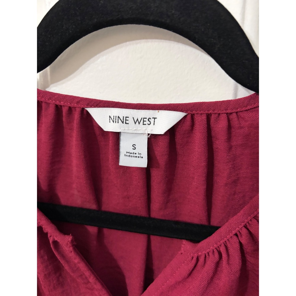 Nine West || Blouse || S || Burgundy Button Front || - Picture 3 of 4
